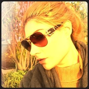 Meet your Posher, Stacy